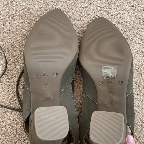 NWOT Anthropologie Olive lace up heel - Picture 4 of 7